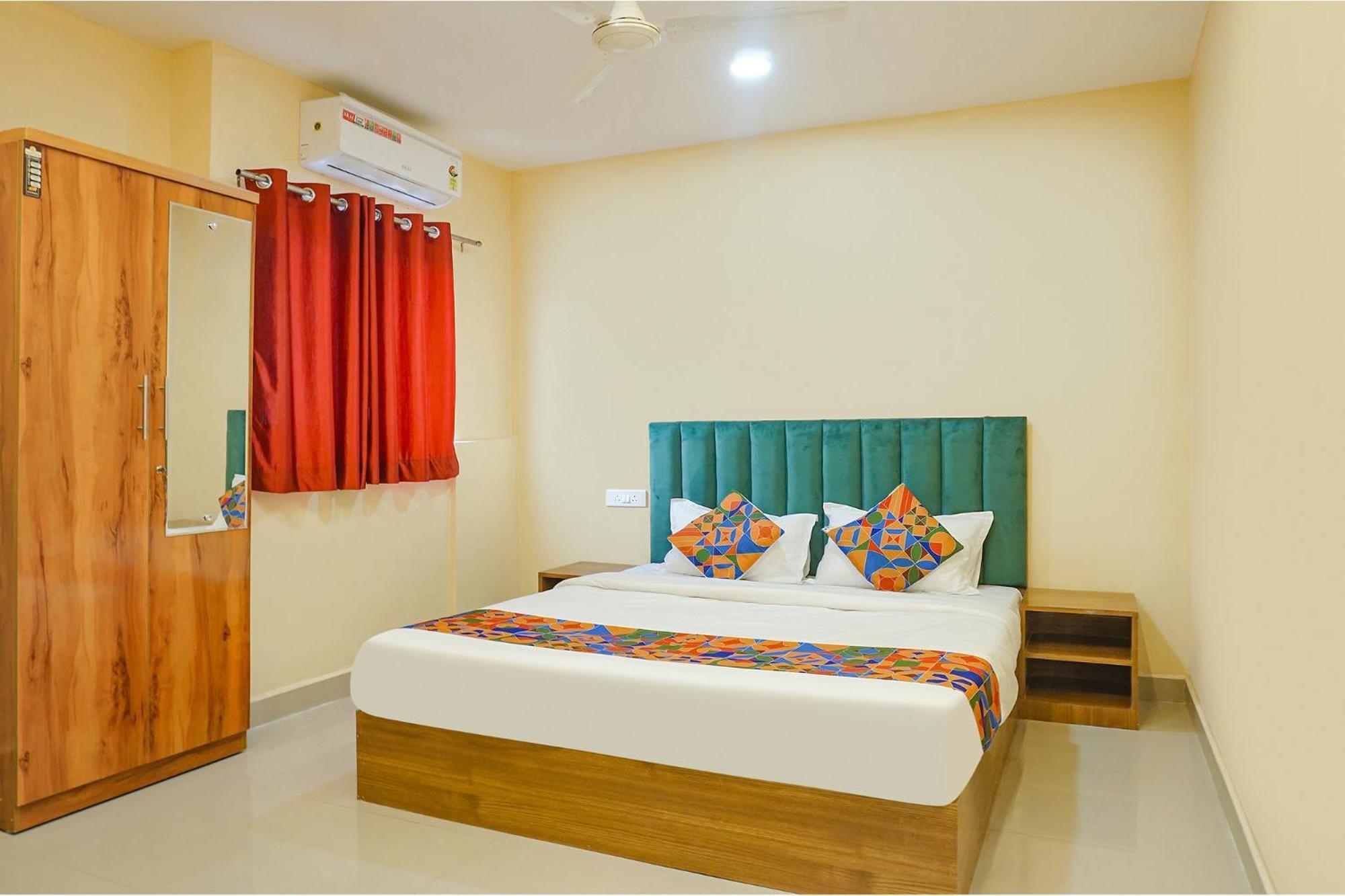 Fabhotel Falcon Inn -Behind The Dmart Baner Pune Extérieur photo