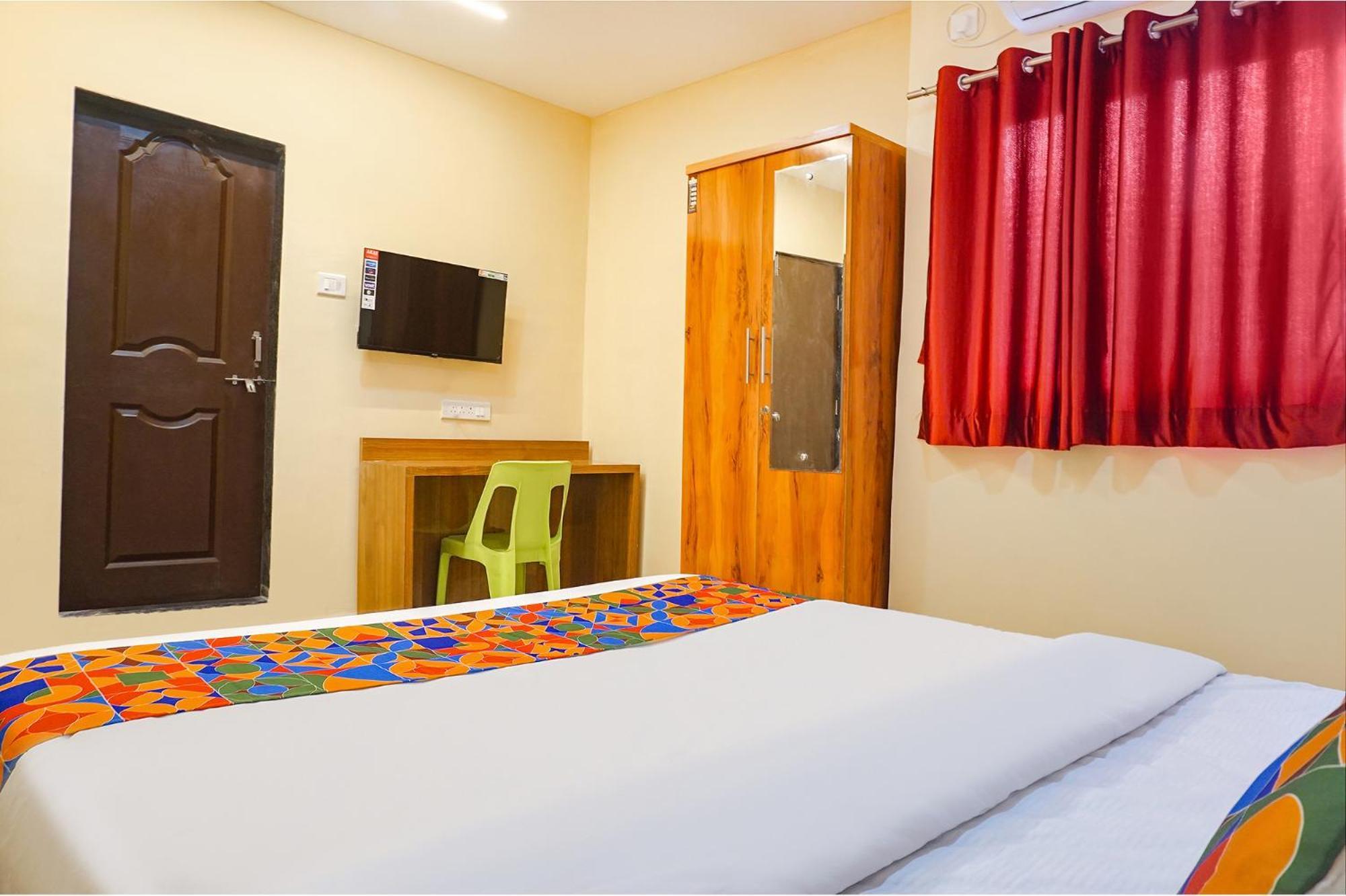 Fabhotel Falcon Inn -Behind The Dmart Baner Pune Extérieur photo